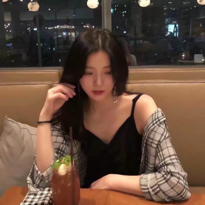 qq头像女生真人气质合集 女生头像 第8张 qq头像女生真人气质合集 女生头像 第8张