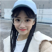 戴眼镜可爱呆萌女生头像 女生头像 第3张 戴眼镜可爱呆萌女生头像 女生头像 第3张