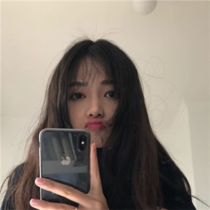 女伤感黑暗拿着手机自拍头像 女生头像 第13张 女伤感黑暗拿着手机自拍头像 女生头像 第13张