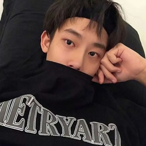 超冷酷男生头像 男生头像 第11张