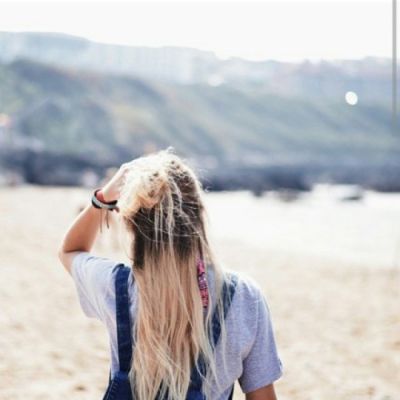 姐妹们,这些网络伤感女生背影头像绝了 女生头像 第22张 姐妹们,这些网络伤感女生背影头像绝了 女生头像 第22张