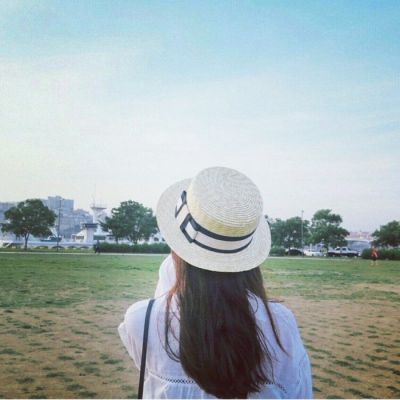 姐妹们,这些网络伤感女生背影头像绝了 女生头像 第20张 姐妹们,这些网络伤感女生背影头像绝了 女生头像 第20张