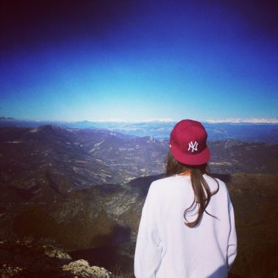姐妹们,这些网络伤感女生背影头像绝了 女生头像 第27张 姐妹们,这些网络伤感女生背影头像绝了 女生头像 第27张