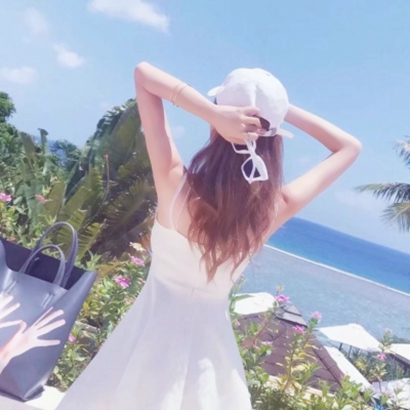 姐妹们,被这组性感女生背影头像拿捏啦 女生头像 第27张 姐妹们,被这组性感女生背影头像拿捏啦 女生头像 第27张