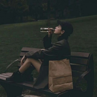 一男一女高冷伤感情侣头像图片🥀 情侣头像 第1张 一男一女高冷伤感情侣头像图片🥀 情侣头像 第1张
