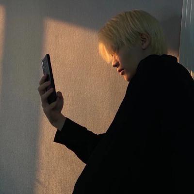 被帅晕!超帅真人男生侧脸头像图片 男生头像 第1张 被帅晕!超帅真人男生侧脸头像图片 男生头像 第1张