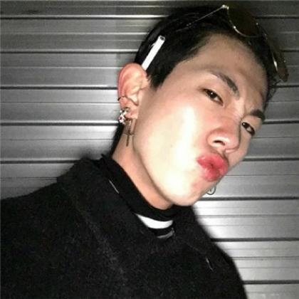 😜男生必备的抽象搞怪真人头像来咯  男生头像 第3张
