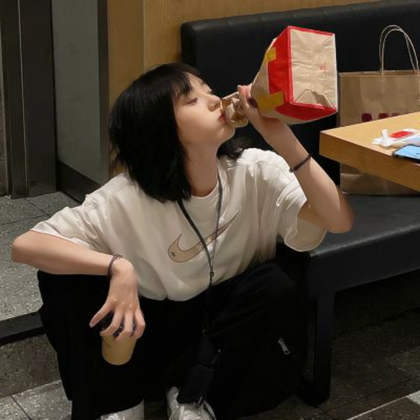 绝美!好看的微信头像女生真人高清图片推荐 女生头像 第10张 绝美!好看的微信头像女生真人高清图片推荐 女生头像 第10张