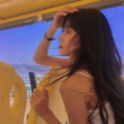 酷酷的女生头像，个性拉满 女生头像 第9张
