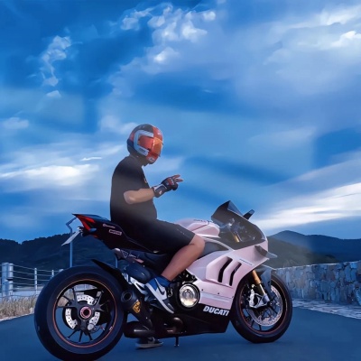 🌆高级氛围感拉满的男生头像来啦 男生头像 第1张
