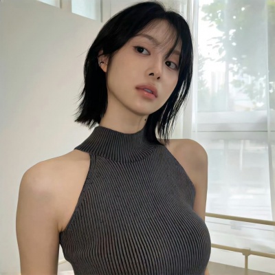 2025女生短发头像，甜美酷飒值得拥有 女生头像 第2张