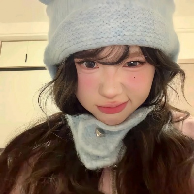 被惊艳!高级感爆棚不撞款气质女生头像素材精选 女生头像 第9张 被惊艳!高级感爆棚不撞款气质女生头像素材精选 女生头像 第9张