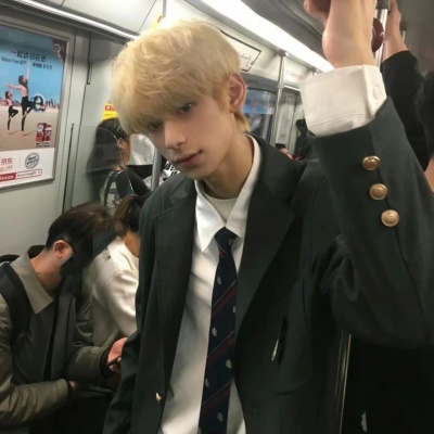 有格调的小众ins风男生头像精选 男生头像 第3张