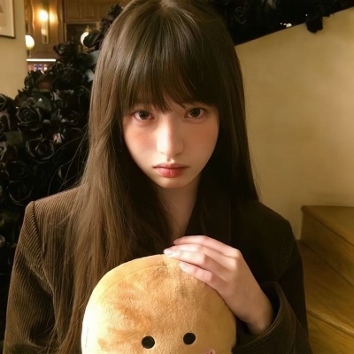 高级精致小众女生头像,氛围感拉满不撞款 女生头像 第8张 高级精致小众女生头像,氛围感拉满不撞款 女生头像 第8张