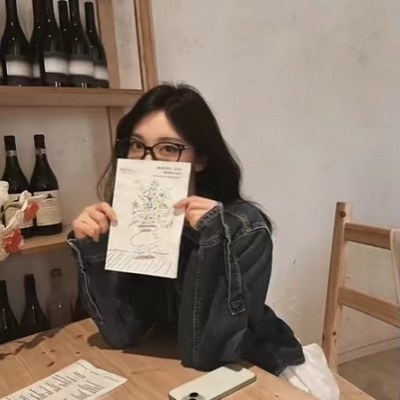 精致有格调的高级质感ins女生头像推荐 女生头像 第1张 精致有格调的高级质感ins女生头像推荐 女生头像 第1张