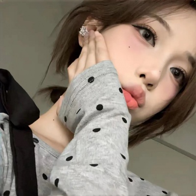 挖到宝藏啦!独特不烂大街的小众氛围感女头素材分享 女生头像 第6张 挖到宝藏啦!独特不烂大街的小众氛围感女头素材分享 女生头像 第6张
