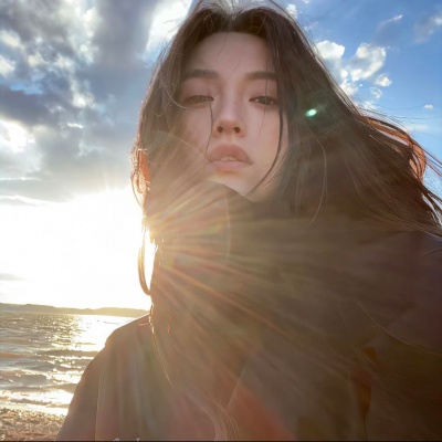 大气自由感女生头像｜洒脱随性氛围感拉满 女生头像 第6张