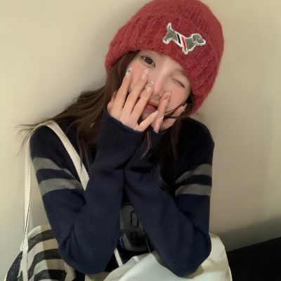 新年氛围感红色女生头像分享 女生头像 第8张 新年氛围感红色女生头像分享 女生头像 第8张