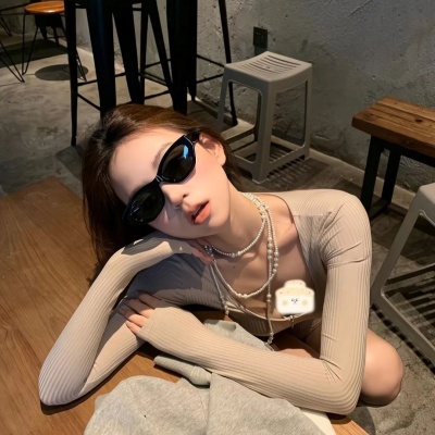 被惊艳!高级感爆棚不撞款气质女生头像素材精选 女生头像 第2张 被惊艳!高级感爆棚不撞款气质女生头像素材精选 女生头像 第2张