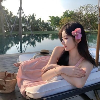 高级感拉满的气质女神女生头像推荐,狠狠码住! 女生头像 第9张 高级感拉满的气质女神女生头像推荐,狠狠码住! 女生头像 第9张