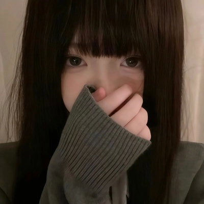 拽酷高级小众!Ins风高冷女生头像来袭 女生头像 第10张 拽酷高级小众!Ins风高冷女生头像来袭 女生头像 第10张