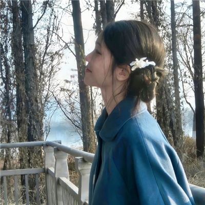 绝美!光影交织的唯美光感温柔氛围感女头来袭 女生头像 第10张 绝美!光影交织的唯美光感温柔氛围感女头来袭 女生头像 第10张