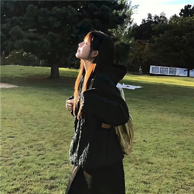 绝美!光影交织的唯美光感温柔氛围感女头来袭 女生头像 第2张 绝美!光影交织的唯美光感温柔氛围感女头来袭 女生头像 第2张
