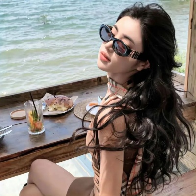 被这些精致优雅的气质千金风头像美哭 女生头像 第1张 被这些精致优雅的气质千金风头像美哭 女生头像 第1张