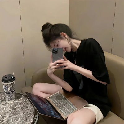 被这组ins高级感富家千金风头像美晕 女生头像 第9张 被这组ins高级感富家千金风头像美晕 女生头像 第9张