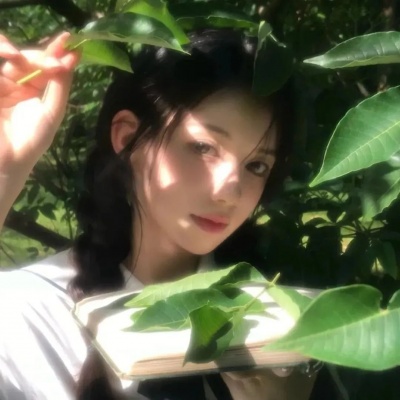 高级感拉满的气质女神女生头像推荐,狠狠码住! 女生头像 第7张 高级感拉满的气质女神女生头像推荐,狠狠码住! 女生头像 第7张