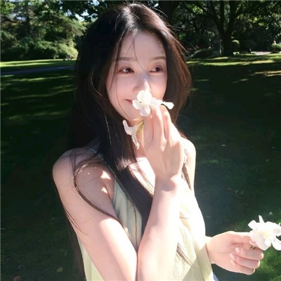 绝美!光影交织的唯美光感温柔氛围感女头来袭 女生头像 第5张 绝美!光影交织的唯美光感温柔氛围感女头来袭 女生头像 第5张