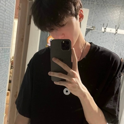 有格调的小众ins风男生头像精选 男生头像 第1张