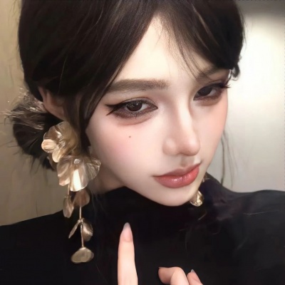 成熟气质女生头像推荐!高级感拉满 女生头像 第3张 成熟气质女生头像推荐!高级感拉满 女生头像 第3张