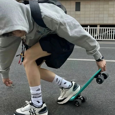 氛围感拉满的小众阳光男头来啦 男生头像 第7张