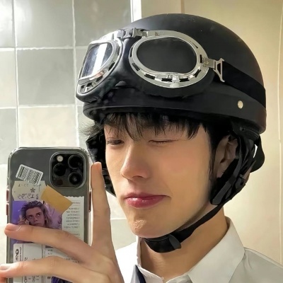 ins风高级小众男生头像精选 男生头像 第5张