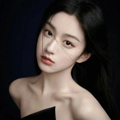 小众轻奢INS风贵气女头精选,高级质感拉满 女生头像 第1张 小众轻奢INS风贵气女头精选,高级质感拉满 女生头像 第1张