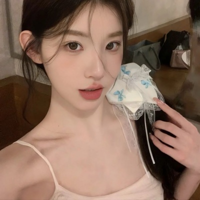 气质小众真人女生头像推荐 女生头像 第8张 气质小众真人女生头像推荐 女生头像 第8张
