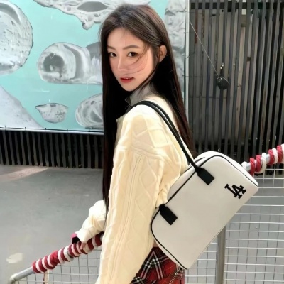 气质独特小众女生头像,小众宝藏 女生头像 第10张 气质独特小众女生头像,小众宝藏 女生头像 第10张