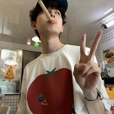氛围感小众男头,每一张都带着独特的气质 男生头像 第7张 氛围感小众男头,每一张都带着独特的气质 男生头像 第7张