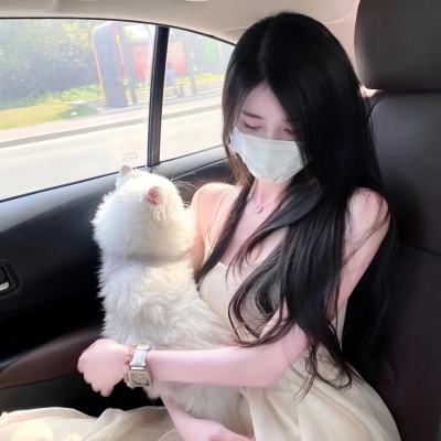 简约ins气质拉满的小众高级温柔风女生头像分享 女生头像 第3张 简约ins气质拉满的小众高级温柔风女生头像分享 女生头像 第3张