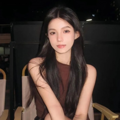 被这三组ins高级一男一女情头拿捏🤌 一整个爱住 情侣头像 第1张