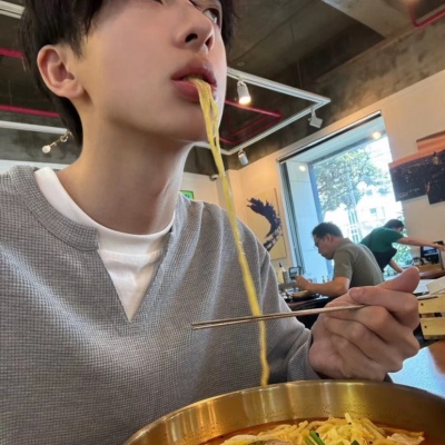 被问爆的独特小众男生微信头像 男生头像 第3张