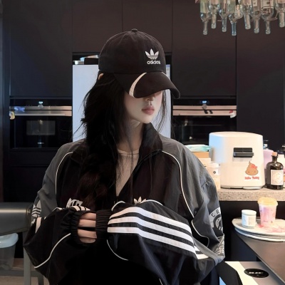 时尚大气女头来袭，美到犯规！ 女生头像 第6张