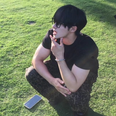 氛围感少年感男生头像来袭,爱了! 男生头像 第10张 氛围感少年感男生头像来袭,爱了! 男生头像 第10张