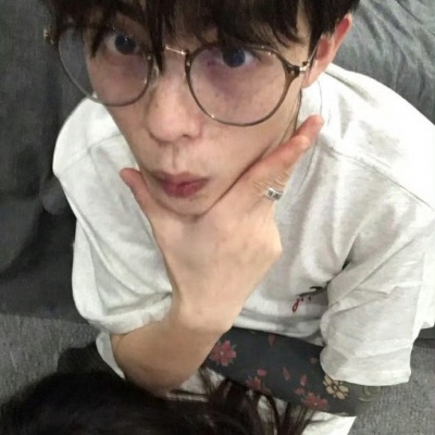 小众ins单人不明显情侣头像推荐,低调暗藏甜蜜感 情侣头像 第8张 小众ins单人不明显情侣头像推荐,低调暗藏甜蜜感 情侣头像 第8张