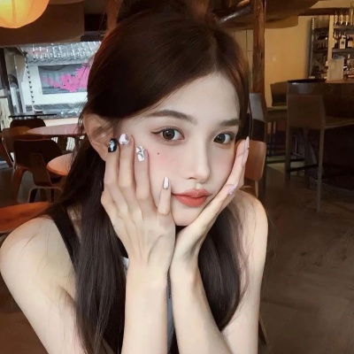气质独特小众女生头像,小众宝藏 女生头像 第3张 气质独特小众女生头像,小众宝藏 女生头像 第3张