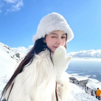 爱了！冬日氛围感拉满的女生头像 女生头像 第7张