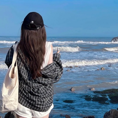 绝美!海边唯美背影女头推荐 女生头像 第3张 绝美!海边唯美背影女头推荐 女生头像 第3张