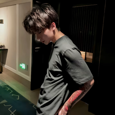 被问N次的ins小众个性真人男生头像 男生头像 第1张 被问N次的ins小众个性真人男生头像 男生头像 第1张