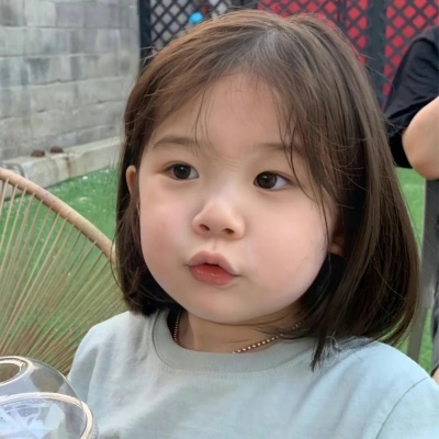 被小孩姐头像萌化啦 女生头像 第1张